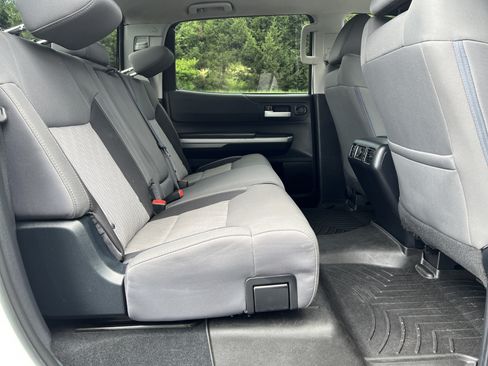 Used 2016 Toyota Tundra SR5 AWD/4WD image 18