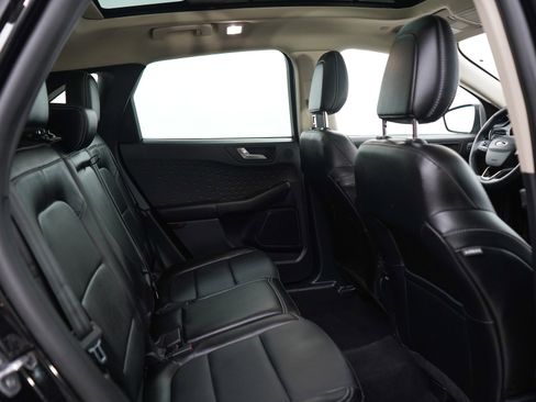 Used 2020 Ford Escape Titanium AWD/4WD image 12