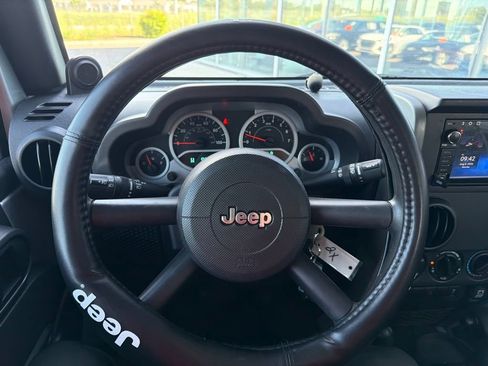 Used 2010 Jeep Wrangler Sport AWD/4WD image 9