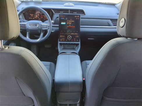 Used 2025 GMC Terrain Elevation image 25