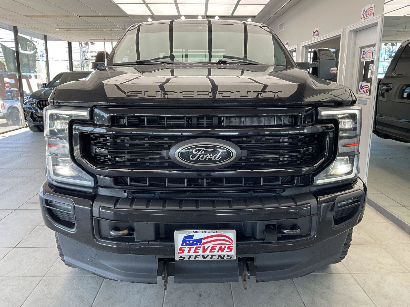 Used 2021 Ford F350 Lariat AWD/4WD image 2