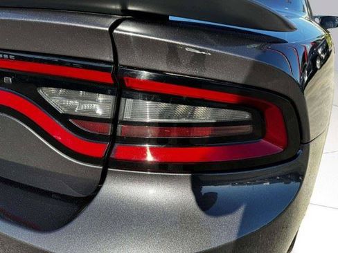 Used 2018 Dodge Charger GT AWD/4WD image 18