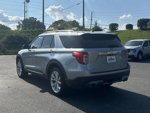 Used 2023 Ford Explorer Platinum w/ Technology Package AWD/4WD image 5