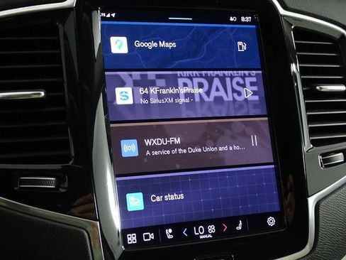 Used 2023 Volvo XC90 B6 Plus image 33