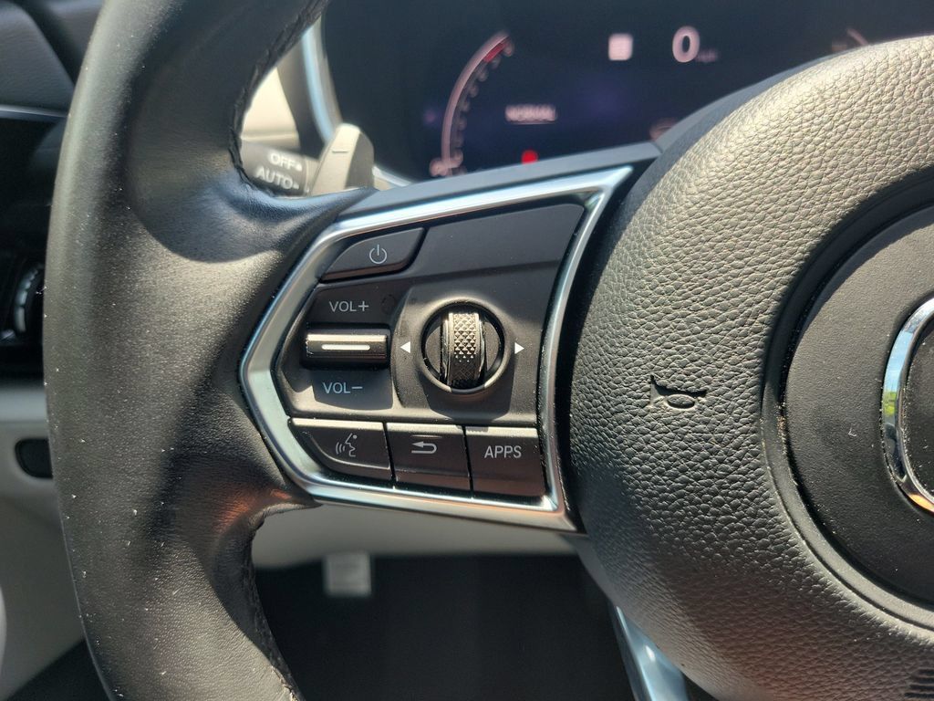 Used 2024 Acura MDX w/ Technology Package FWD image 22