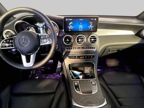 Used 2020 Mercedes-Benz GLC 300 4MATIC image 16