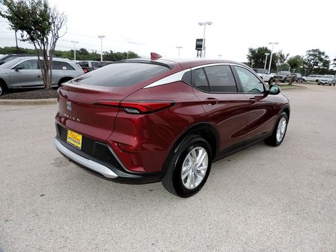 Used 2025 Buick Envista Preferred w/ Convenience I Package FWD image 5
