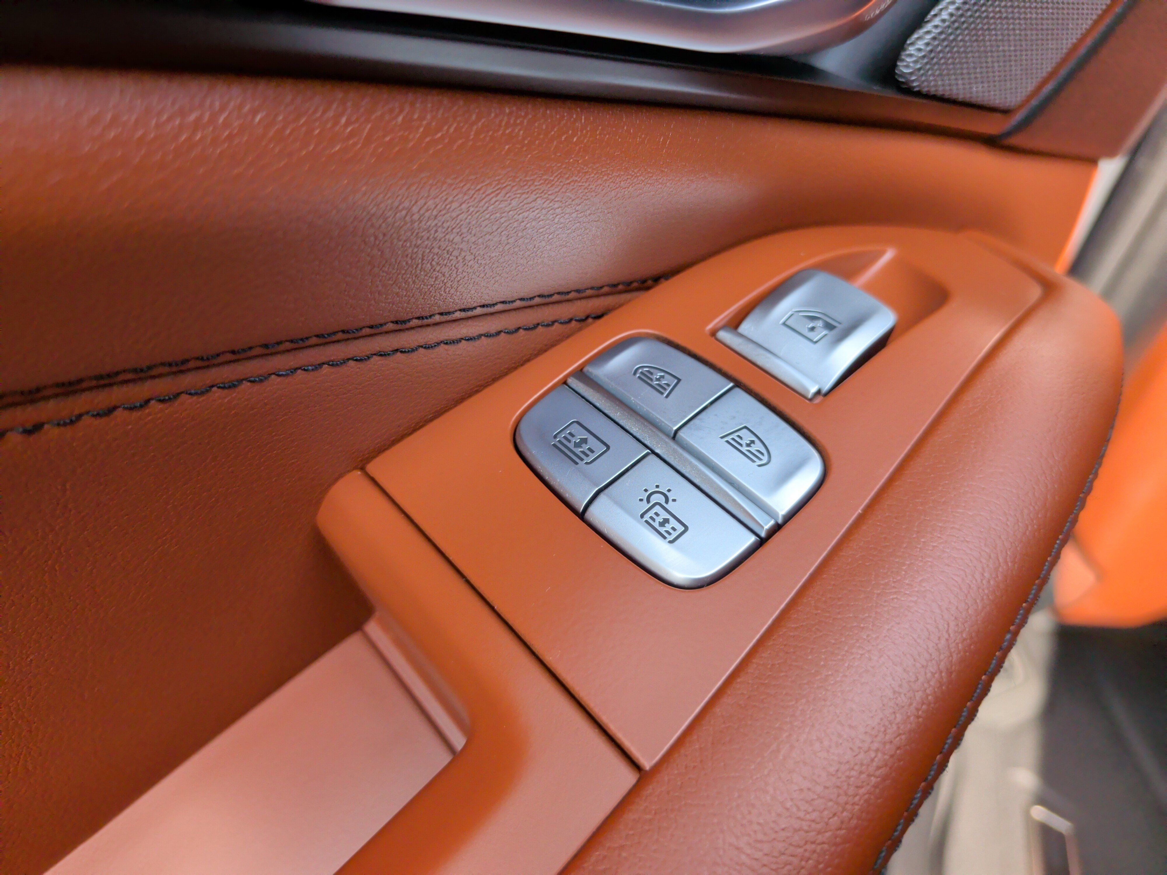 Certified 2024 BMW X7 M60i AWD/4WD image 43