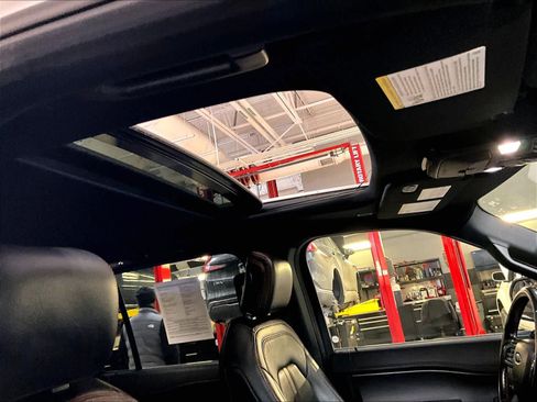 Used 2020 Ford Expedition Limited w/ Equipment Group 303A image 23