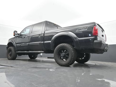 Used 2015 Ford F250 Lariat w/ Lariat Ultimate Package AWD/4WD image 39
