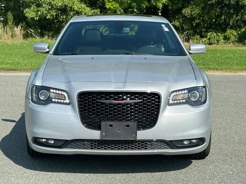 Used 2022 Chrysler 300 S RWD image 10