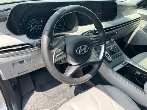 Used 2023 Hyundai Palisade SEL w/ Premium Package AWD/4WD image 11
