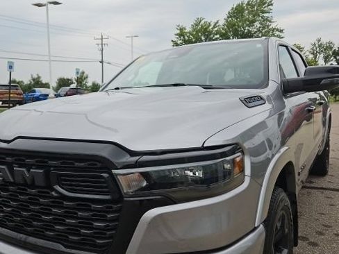 Used 2025 RAM 1500 Big Horn AWD/4WD image 1