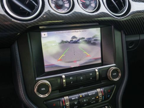 Used 2019 Ford Mustang Shelby GT350 w/ Technology Package image 21