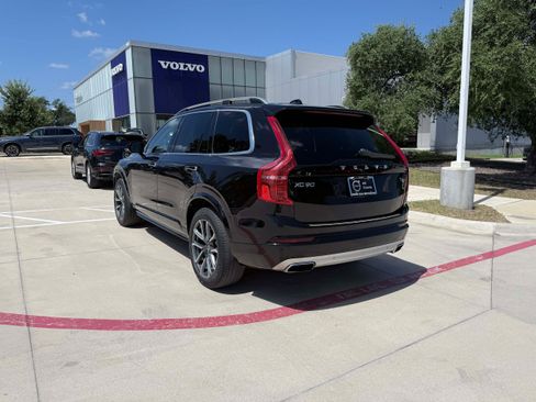 Used 2019 Volvo XC90 T6 Momentum w/ Protection Package Premier AWD/4WD image 4