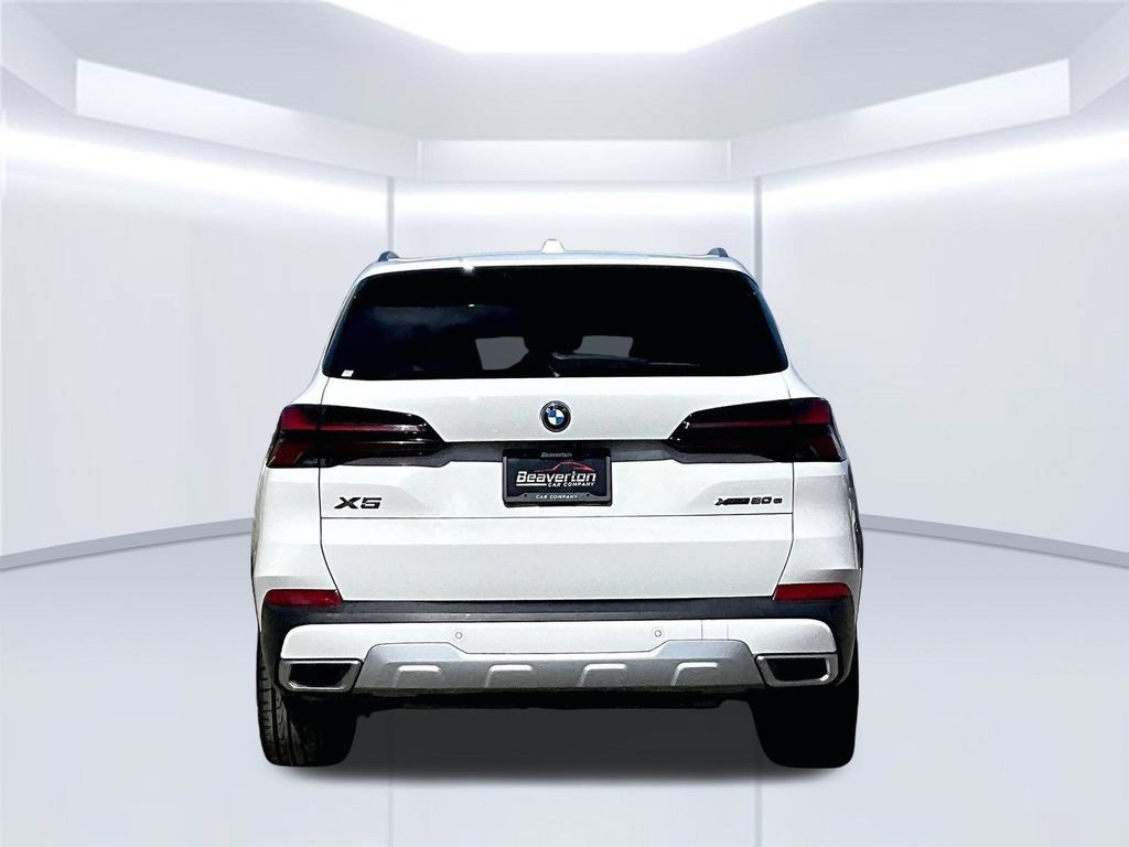 Used 2025 BMW X5 xDrive50e AWD/4WD image 6