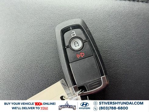 Used 2024 Ford Edge SE image 35