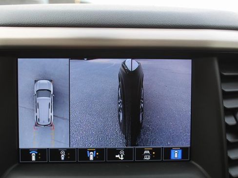 Used 2023 GMC Acadia Denali w/ Black Diamond Edition image 39