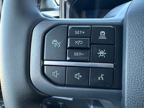 New 2026 Ford F350 Lariat w/ Black Appearance Package image 32