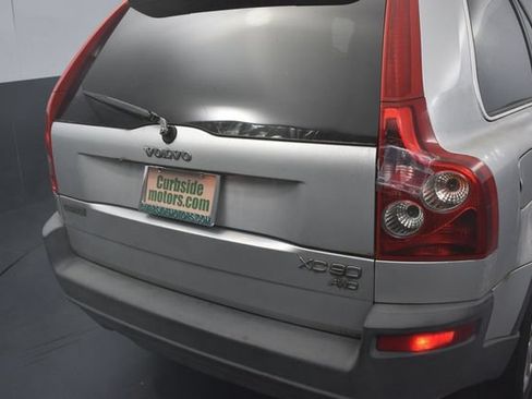 Used 2004 Volvo XC90 2.5T AWD/4WD image 17