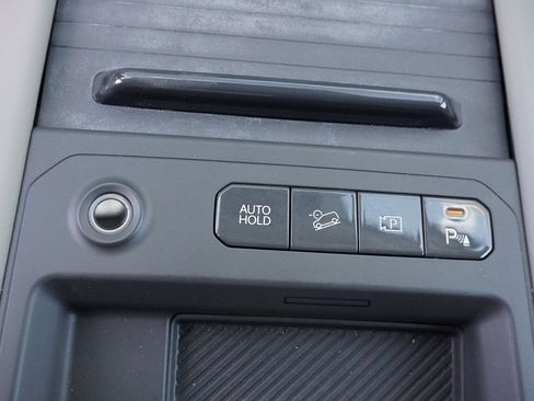 Used 2024 Kia EV9 Land AWD/4WD image 63
