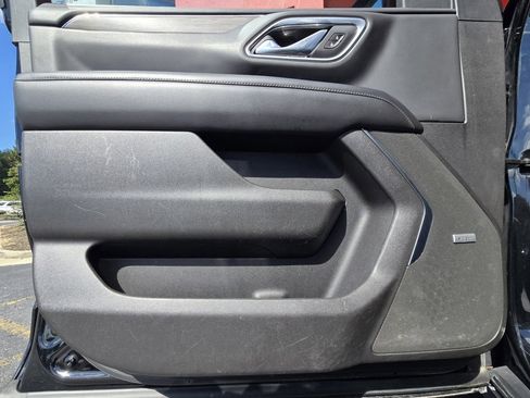 Used 2021 Chevrolet Tahoe Z71 image 16