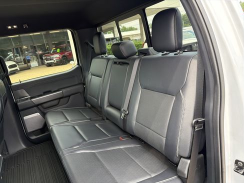 Used 2025 Ford F150 Lariat w/ Equipment Group 501A Mid AWD/4WD image 17
