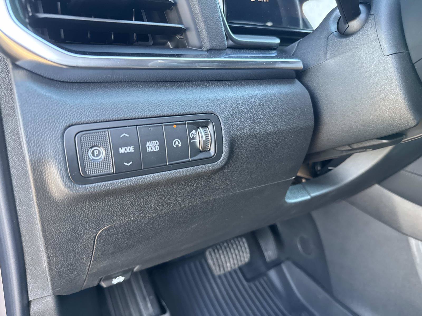 New 2027 GMC Terrain Elevation FWD image 34