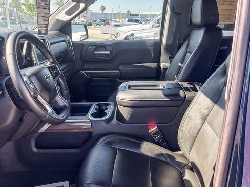 Used 2020 Chevrolet Silverado 1500 RST w/ All-Star Edition image 17