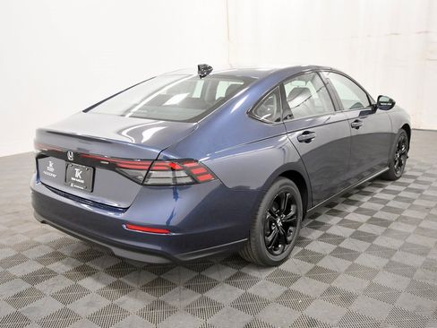 New 2025 Honda Accord SE image 7