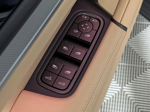 New 2026 Porsche Cayenne AWD/4WD image 27