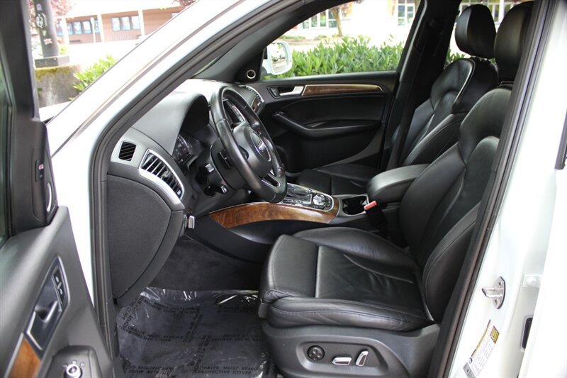 Used 2015 Audi Q5 2.0T Premium Plus w/ Technology Package AWD/4WD image 10