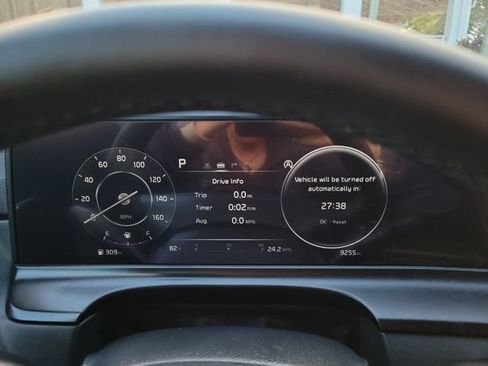 Used 2025 Kia Seltos EX w/ EX Sunroof Package FWD image 16