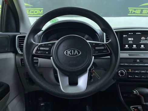 Used 2021 Kia Sportage LX image 20