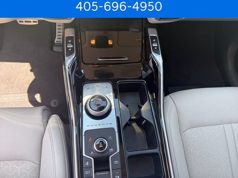 Used 2024 Kia Sorento SX Prestige AWD/4WD image 23