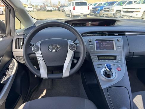 Used 2013 Toyota Prius Two image 24