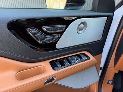 New 2026 Lincoln Aviator Black Label image 14