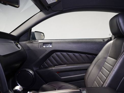 Used 2011 Ford Mustang GT Premium w/ Security Pkg image 16