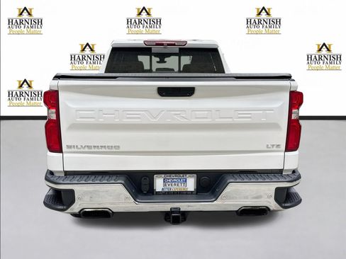 Used 2019 Chevrolet Silverado 1500 LTZ w/ LTZ Premium Package AWD/4WD image 7