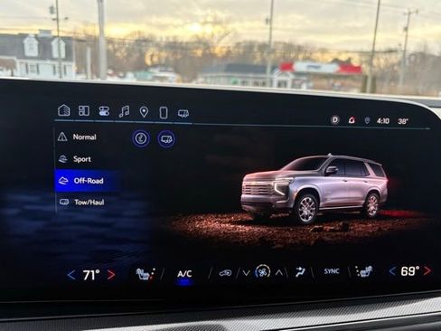 Used 2025 Chevrolet Tahoe RST w/ RST Capability Package image 58