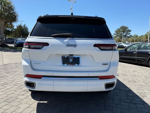 Used 2025 Jeep Grand Cherokee L Summit AWD/4WD image 10