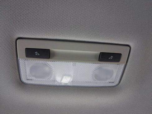 Used 2023 Chevrolet Malibu LT FWD image 27