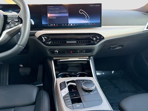 Used 2025 BMW 330i Sedan image 19