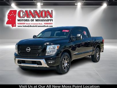 Used 2024 Nissan Titan SV w/ SV Convenience Package