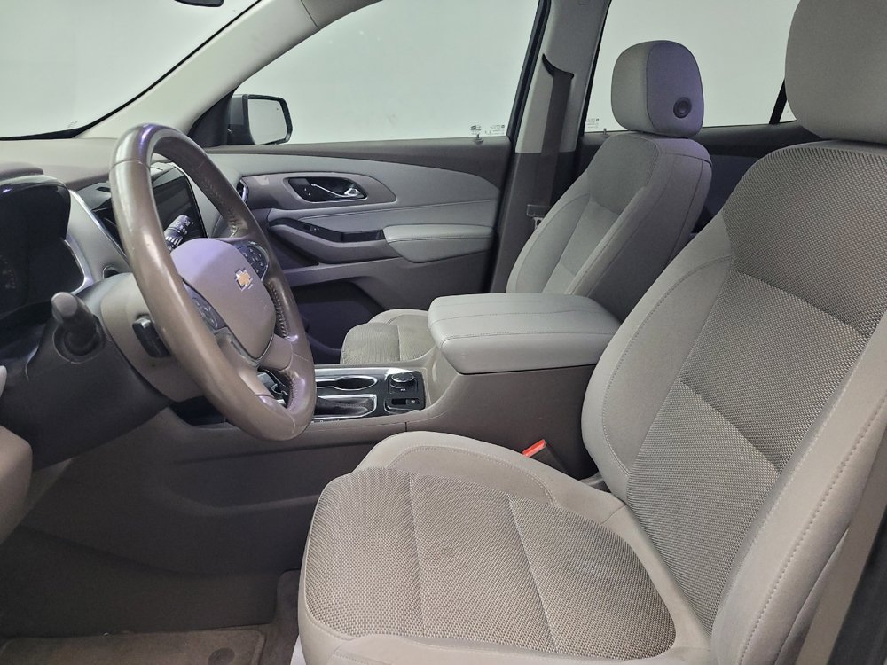 Used 2019 Chevrolet Traverse LT FWD image 17