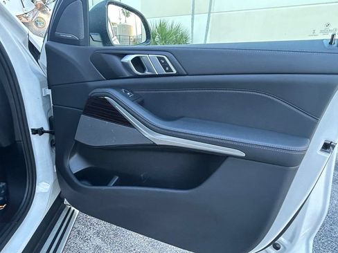 Used 2026 BMW X5 sDrive40i RWD image 32