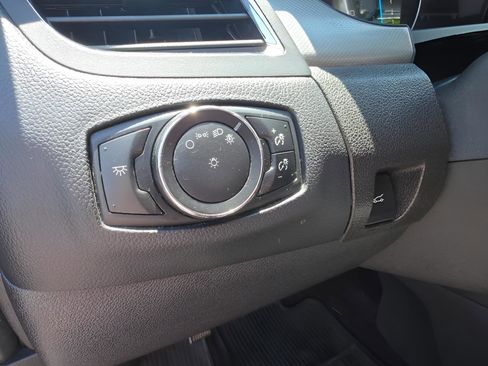 Used 2014 Ford Edge SEL w/ Equipment Group 205A AWD/4WD image 21