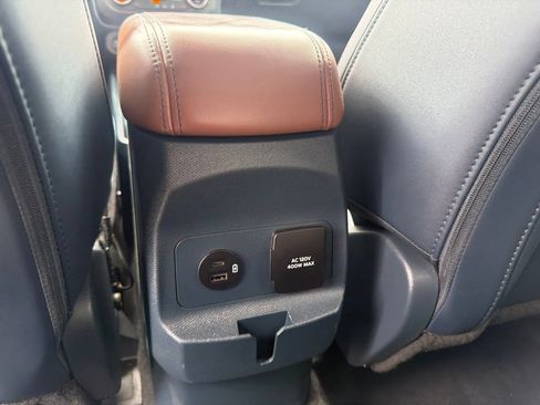 Used 2024 Ford Maverick Lariat AWD/4WD image 32