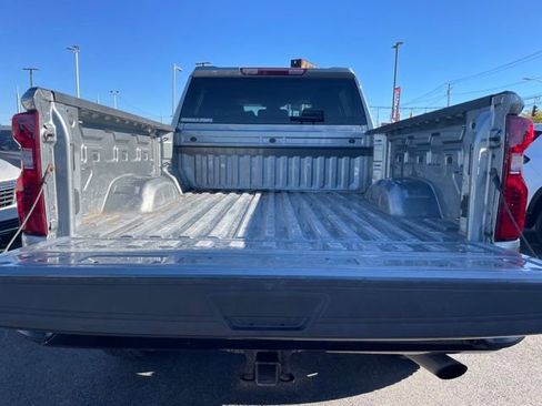 Used 2024 Chevrolet Silverado 2500 Custom w/ Custom Value Package image 11