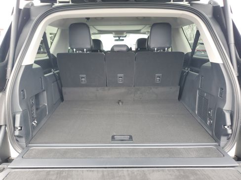 New 2026 Lincoln Navigator L Reserve AWD/4WD image 32